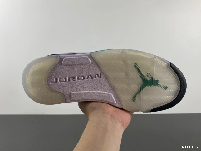 HYPE (2013) Air 5 Grape Jordan Retro 136027-108 0726